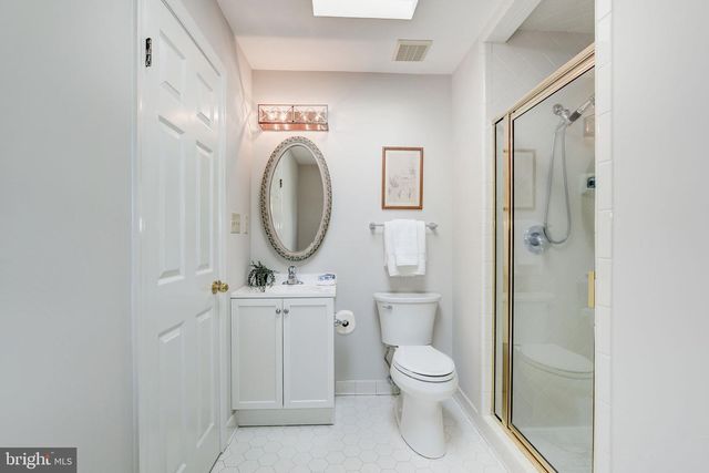 12710 TRAVILAH, Potomac, MD 20854
