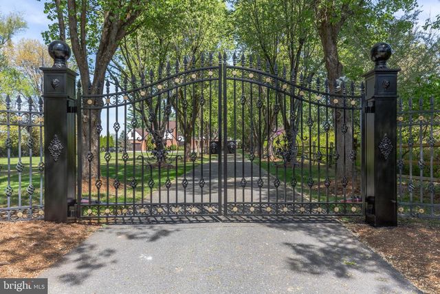 12710 TRAVILAH, Potomac, MD 20854