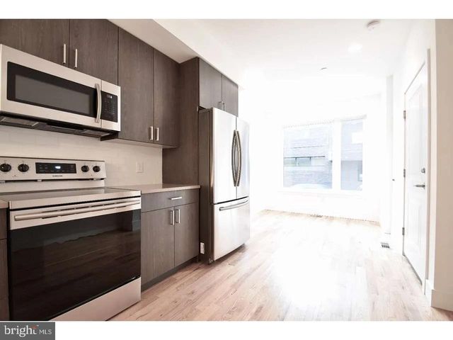 1211 N FRANKLIN ST, Philadelphia, PA 19122