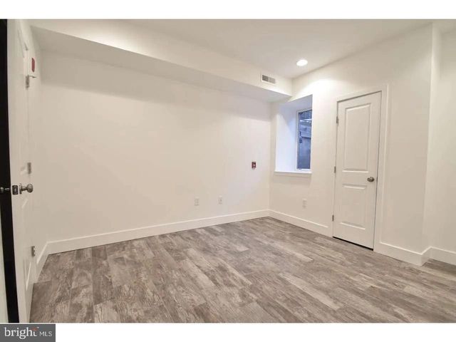 1211 N FRANKLIN ST, Philadelphia, PA 19122
