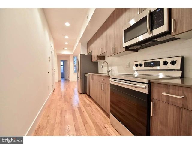1211 N FRANKLIN ST, Philadelphia, PA 19122