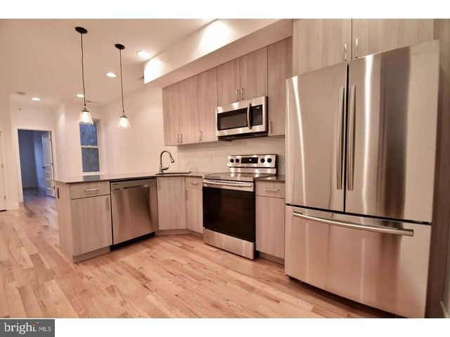 1211 N FRANKLIN ST, Philadelphia, PA 19122