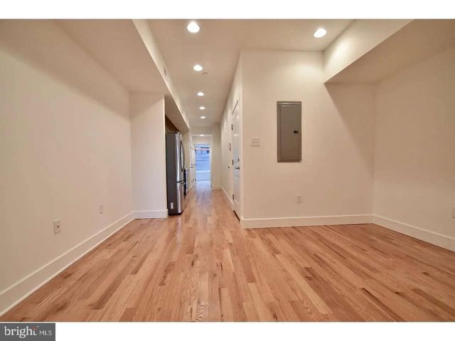 1211 N FRANKLIN ST, Philadelphia, PA 19122