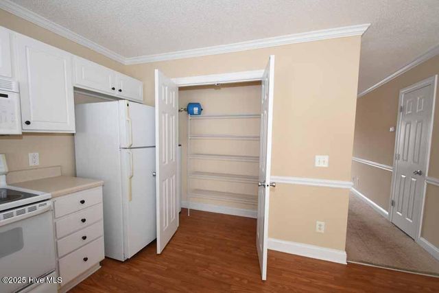 4130 Dudleys Grant Drive G, Winterville, NC 28590