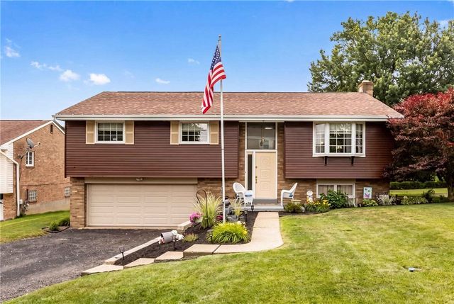 1016 Dana Dr, West Mifflin, PA 15122