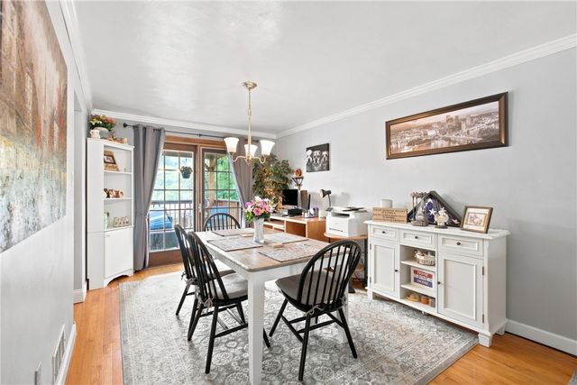 1016 Dana Dr, West Mifflin, PA 15122