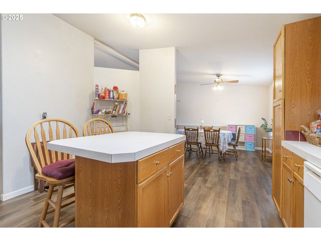 13025 Se ORIENT Dr 8, Boring, OR 97009