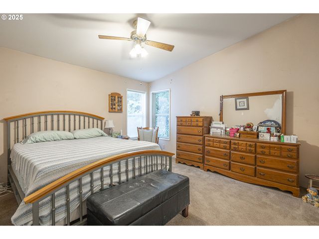 13025 Se ORIENT Dr 8, Boring, OR 97009