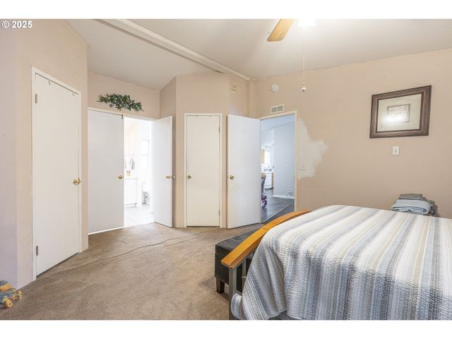 13025 Se ORIENT Dr 8, Boring, OR 97009