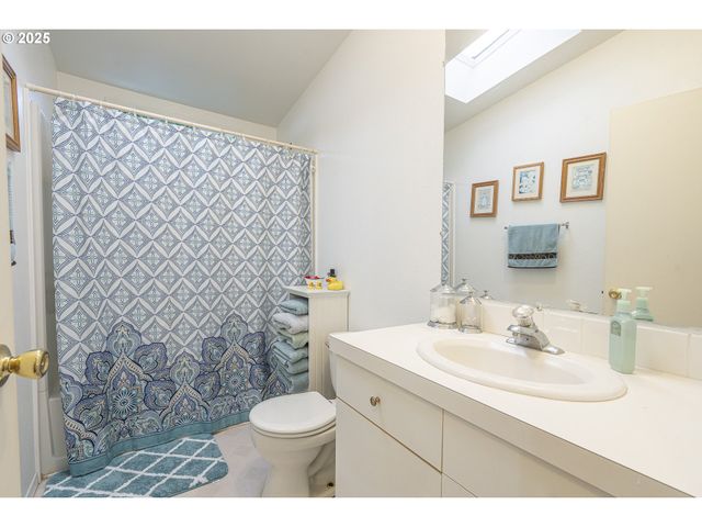 13025 Se ORIENT Dr 8, Boring, OR 97009