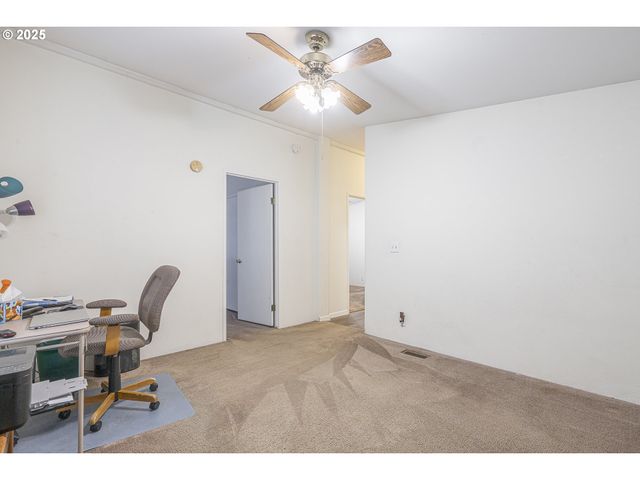 13025 Se ORIENT Dr 8, Boring, OR 97009