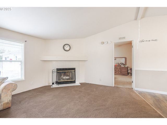 13025 Se ORIENT Dr 8, Boring, OR 97009