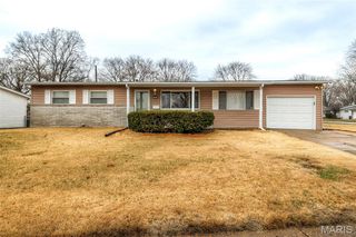 39 Radford Drive, Florissant, MO 63031