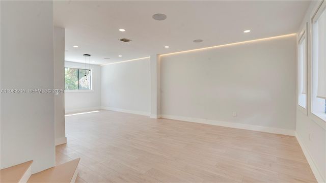 7956 SW 195th St, Cutler Bay, FL 33157