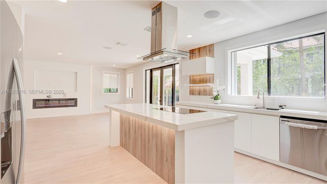 7956 SW 195th St, Cutler Bay, FL 33157