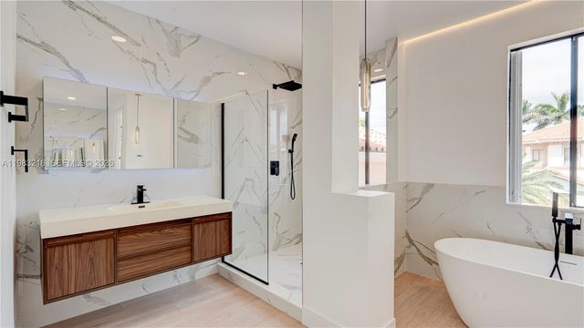 7956 SW 195th St, Cutler Bay, FL 33157