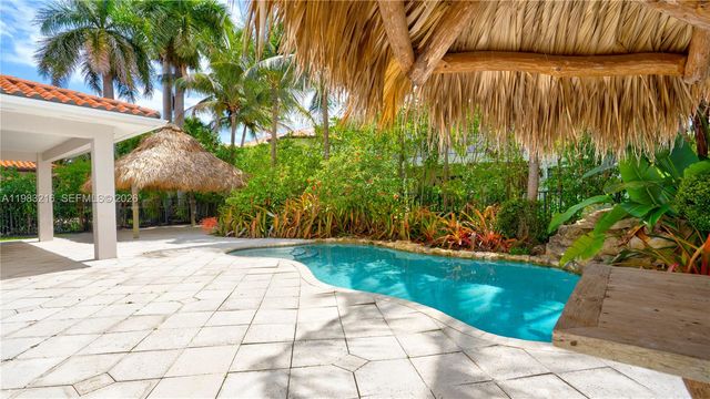 7956 SW 195th St, Cutler Bay, FL 33157