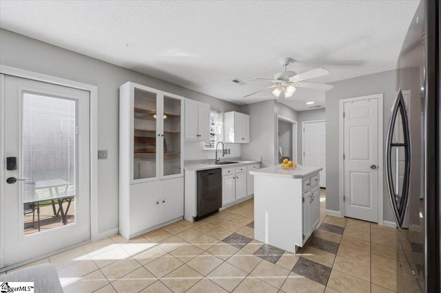 2 Petal Court, Simpsonville, SC 29681