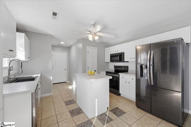 2 Petal Court, Simpsonville, SC 29681