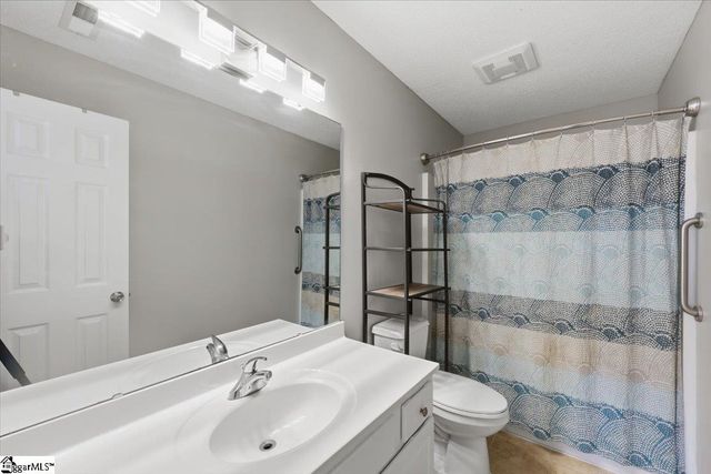 2 Petal Court, Simpsonville, SC 29681