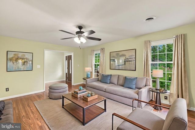 104 HARDWOOD LN, Fredericksburg, VA 22408