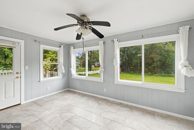 104 HARDWOOD LN, Fredericksburg, VA 22408