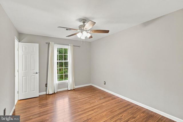 104 HARDWOOD LN, Fredericksburg, VA 22408