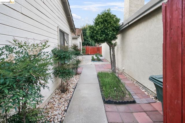 1824 Hamburg Street, Oakley, CA 94561