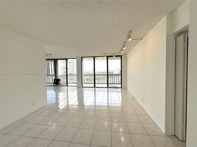 19355 Turnberry Way 12C, Aventura, FL 33180