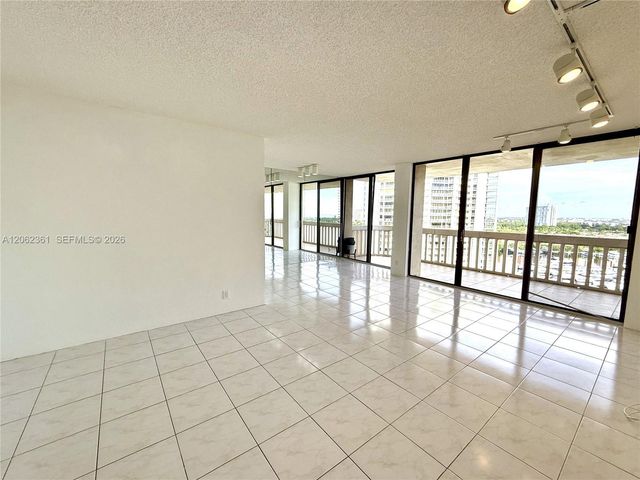 19355 Turnberry Way 12C, Aventura, FL 33180