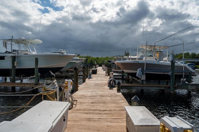 8902 SE Marina Bay Drive, Hobe Sound, FL 33455