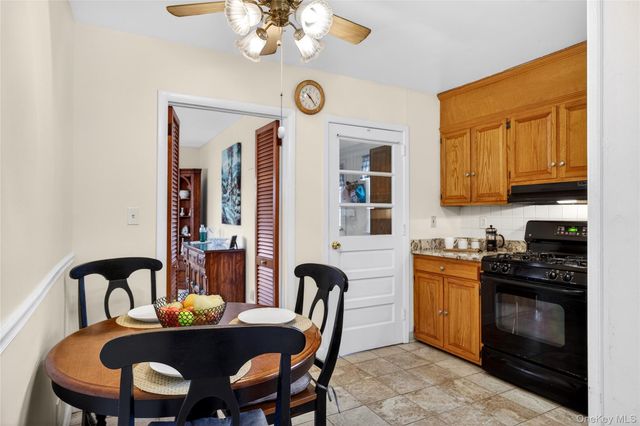 107 Whittier Drive, Thornwood, NY 10594