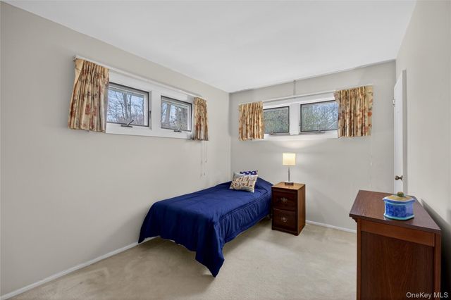 107 Whittier Drive, Thornwood, NY 10594