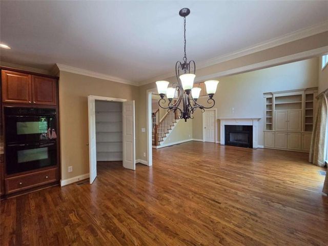 2109 Walnut Creek Trail NW, Kennesaw, GA 30152