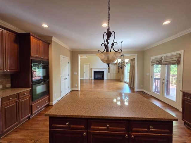 2109 Walnut Creek Trail NW, Kennesaw, GA 30152