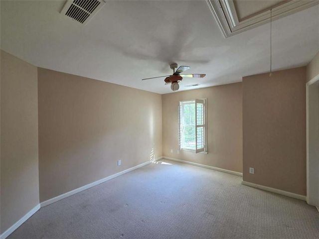 2109 Walnut Creek Trail NW, Kennesaw, GA 30152