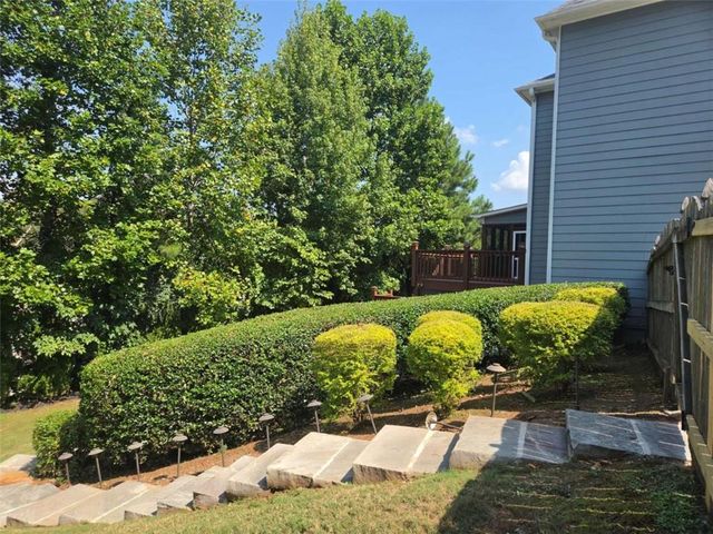 2109 Walnut Creek Trail NW, Kennesaw, GA 30152
