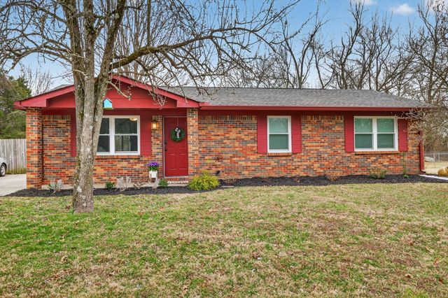 4344 Central Valley Dr, Hermitage, TN 37076