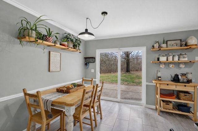 4344 Central Valley Dr, Hermitage, TN 37076