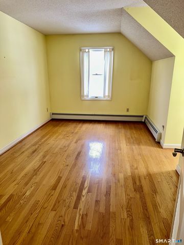 94 Haystack Road, Manchester, CT 06040