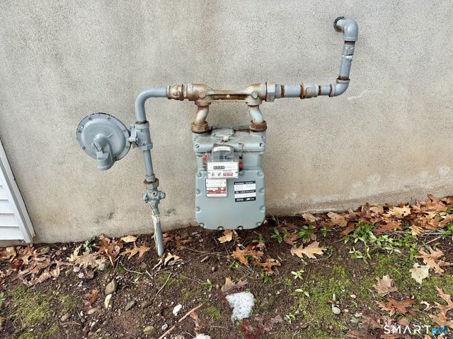 94 Haystack Road, Manchester, CT 06040