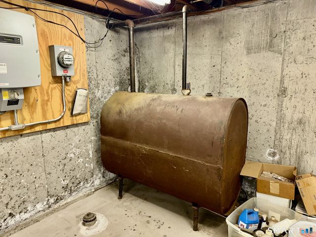 94 Haystack Road, Manchester, CT 06040