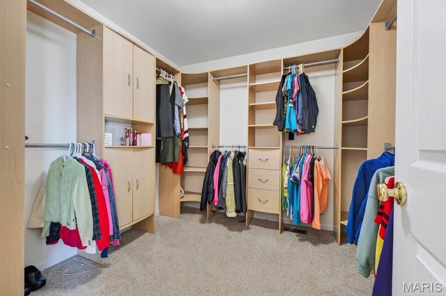 1548 Hunters Meadow Drive, O'fallon, MO 63366