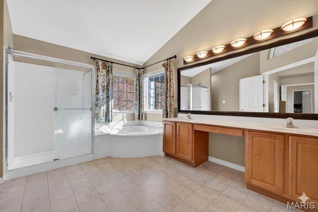 1548 Hunters Meadow Drive, O'fallon, MO 63366