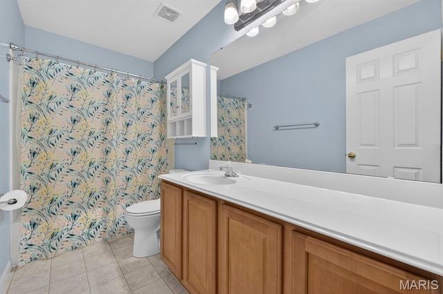 1548 Hunters Meadow Drive, O'fallon, MO 63366