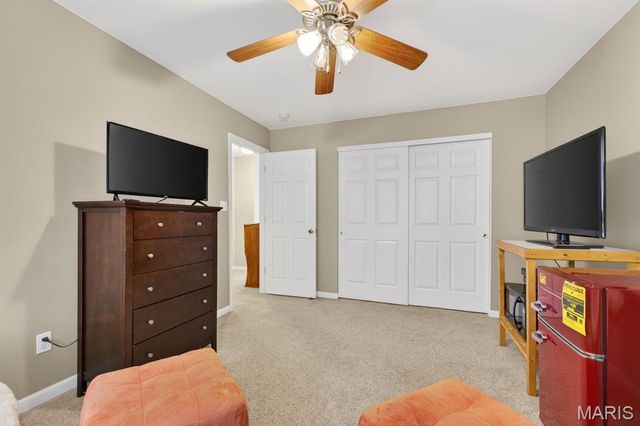 1548 Hunters Meadow Drive, O'fallon, MO 63366