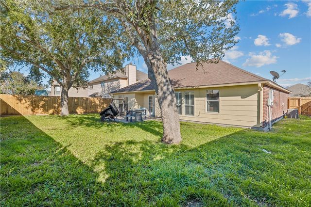 6721 TUDOR Dr, Corpus Christi, TX 78414