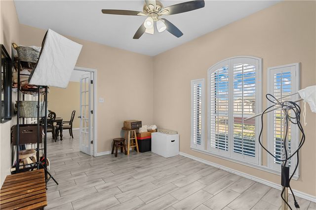 6721 TUDOR Dr, Corpus Christi, TX 78414