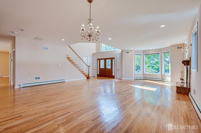 75 Rieder Road, Edison, NJ 08817