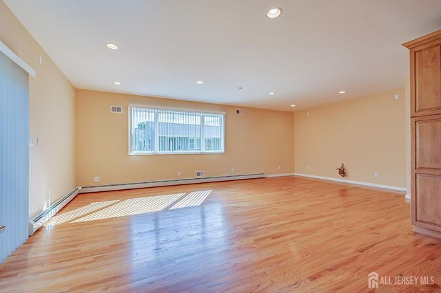 75 Rieder Road, Edison, NJ 08817